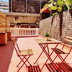 Hostal Live Natura Barcelona (Adults Only)